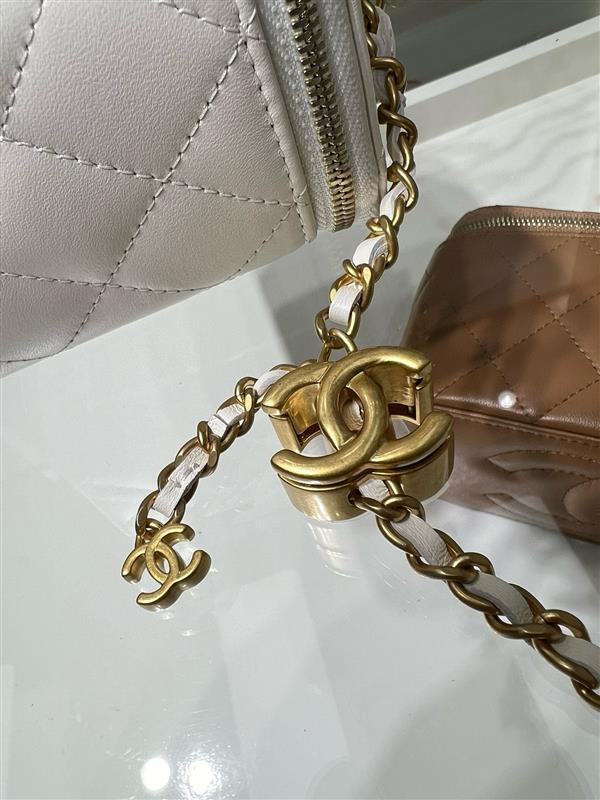 2026131222217950 700